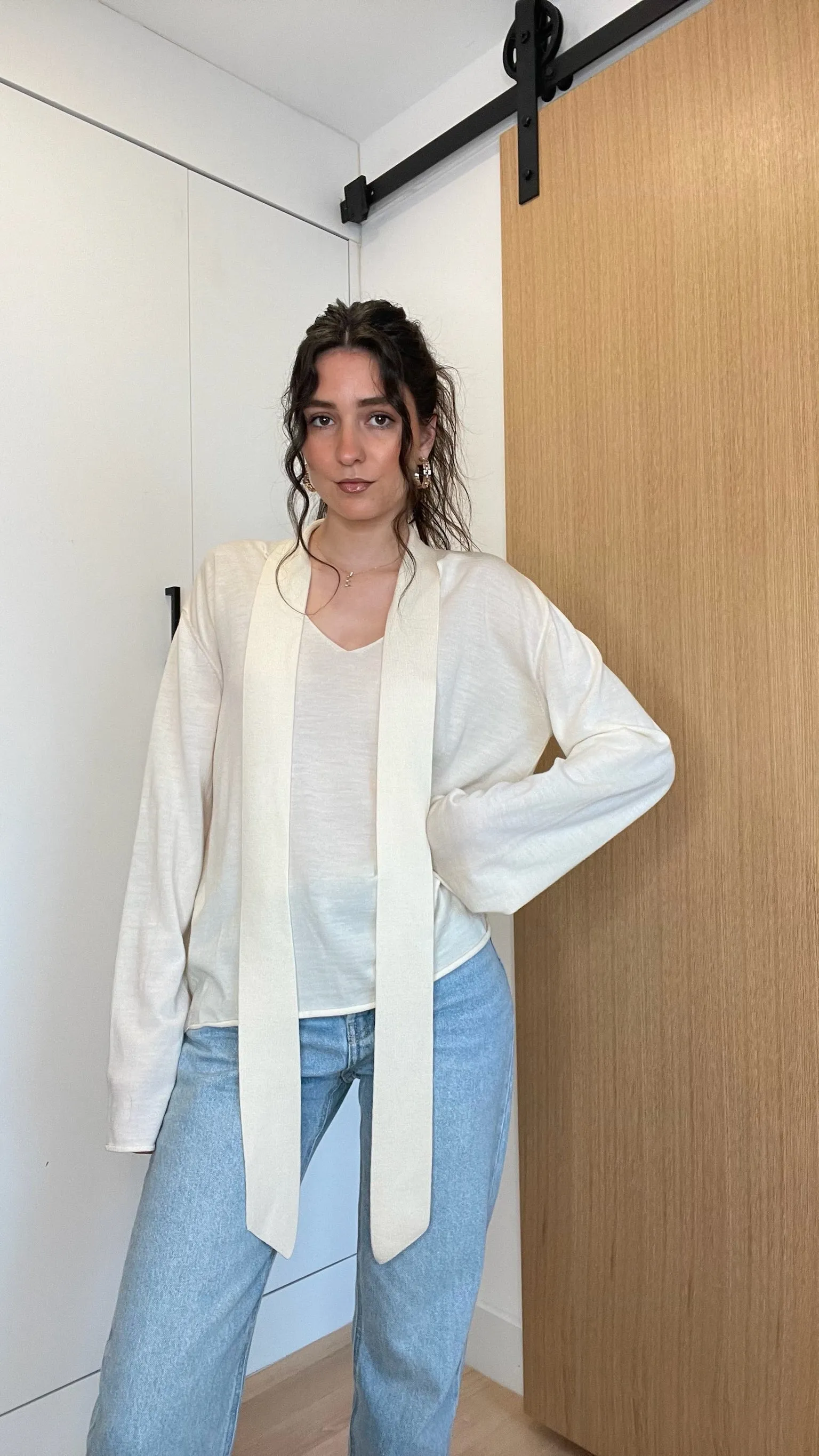 Cream Lightweight Pullover - M