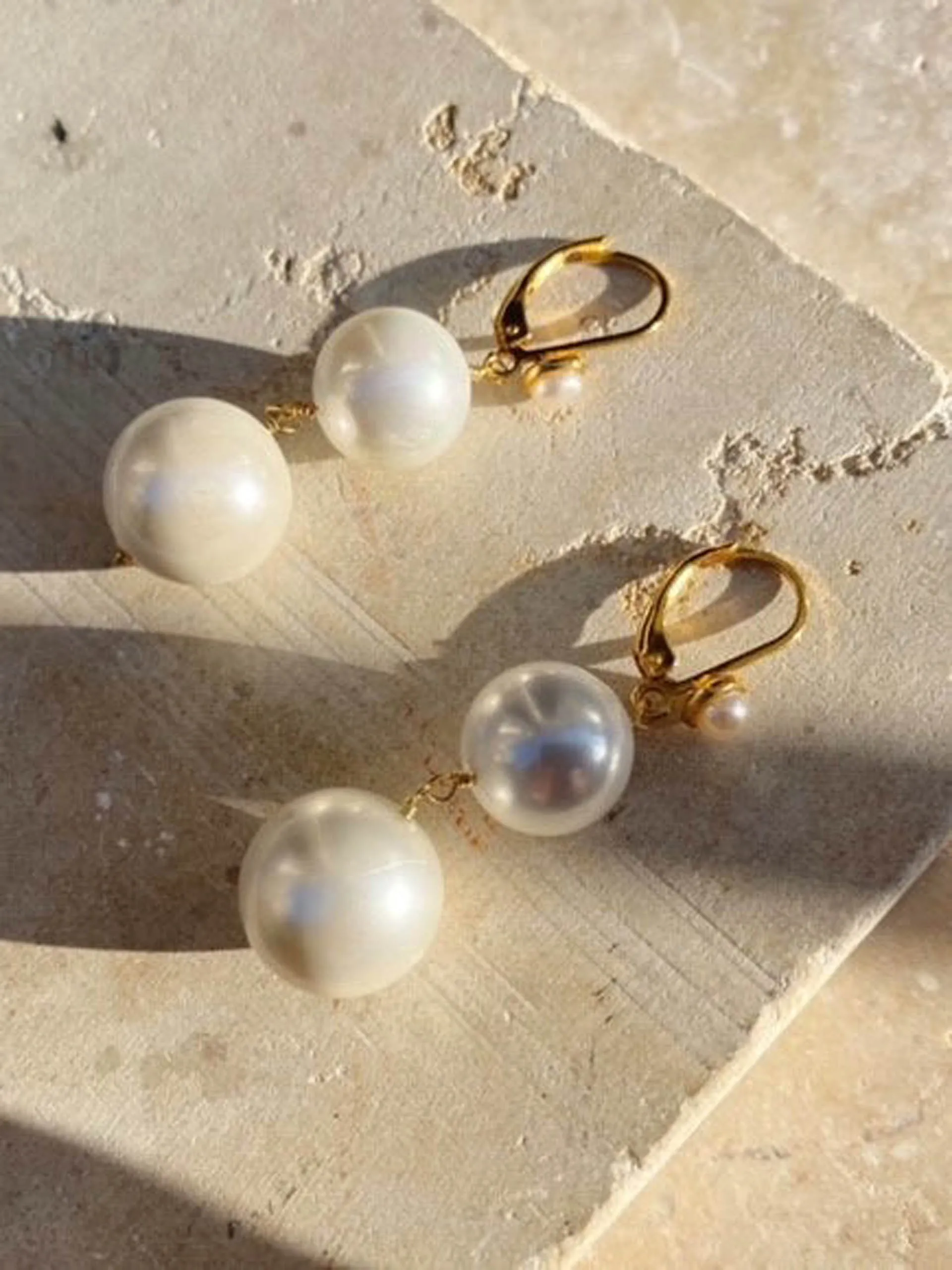 Pearl Pernille earrings