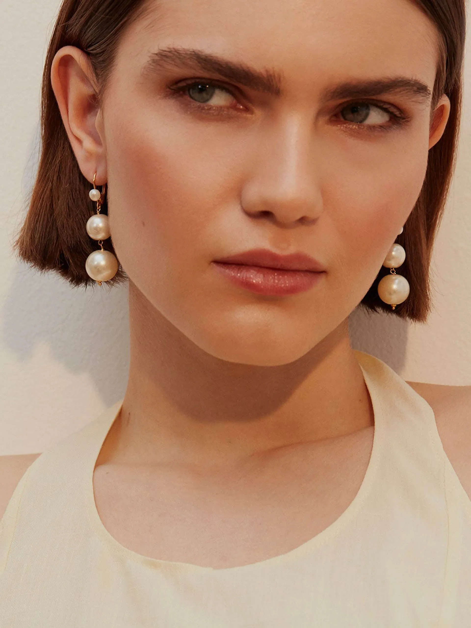 Pearl Pernille earrings